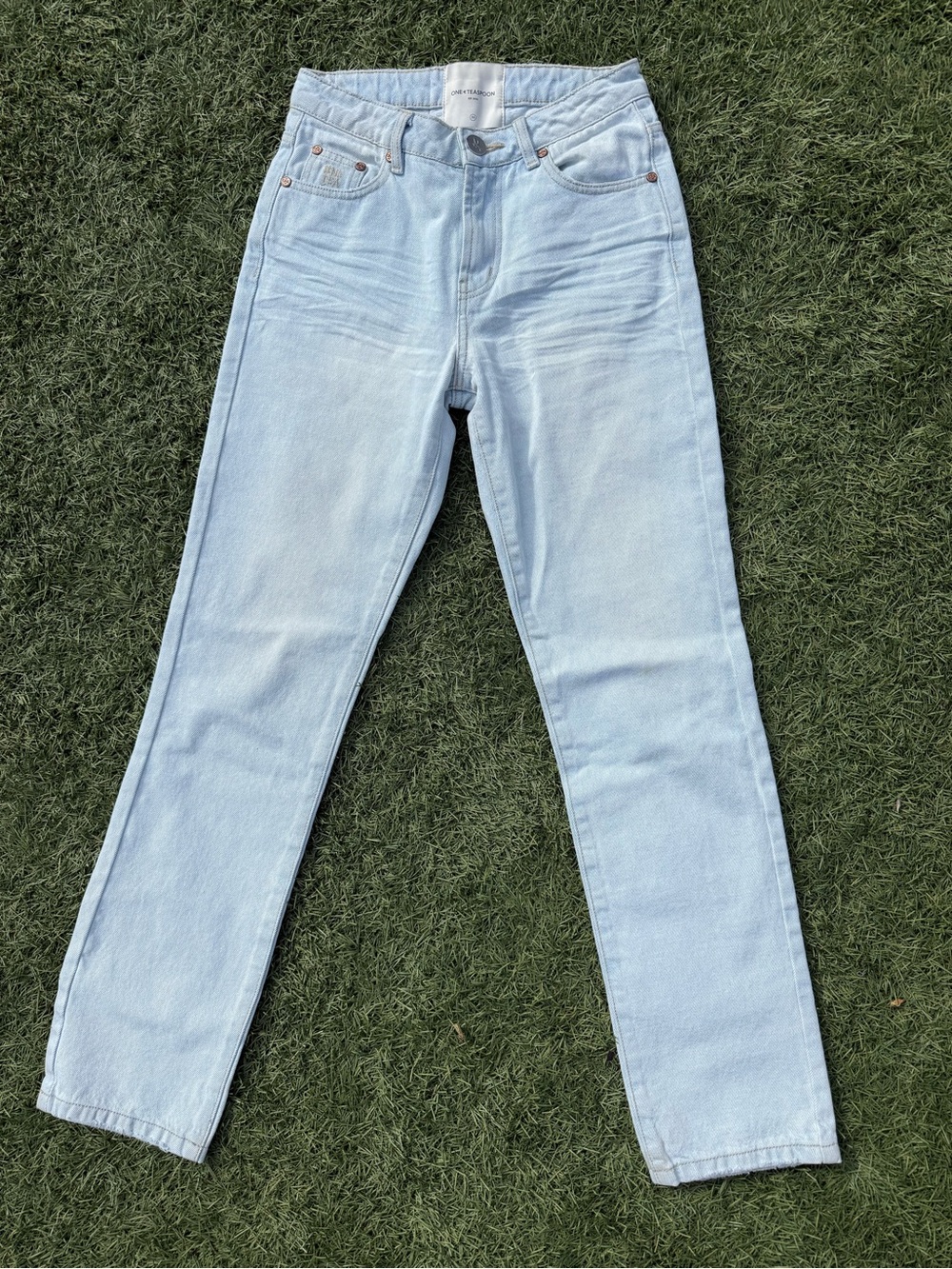 ✨ One Teaspoon Truckers Mid Waist Straight Leg Denim Jeans in Bel Air